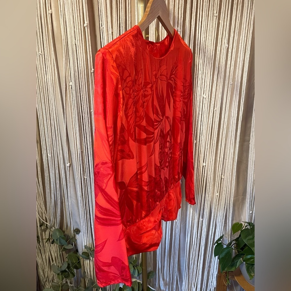 Early 90s vintage red botanical long sleeve blouse w/ ruched waist side buttons - Picture 7 of 12